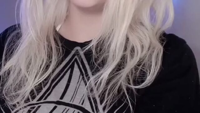 idlesan blowjob